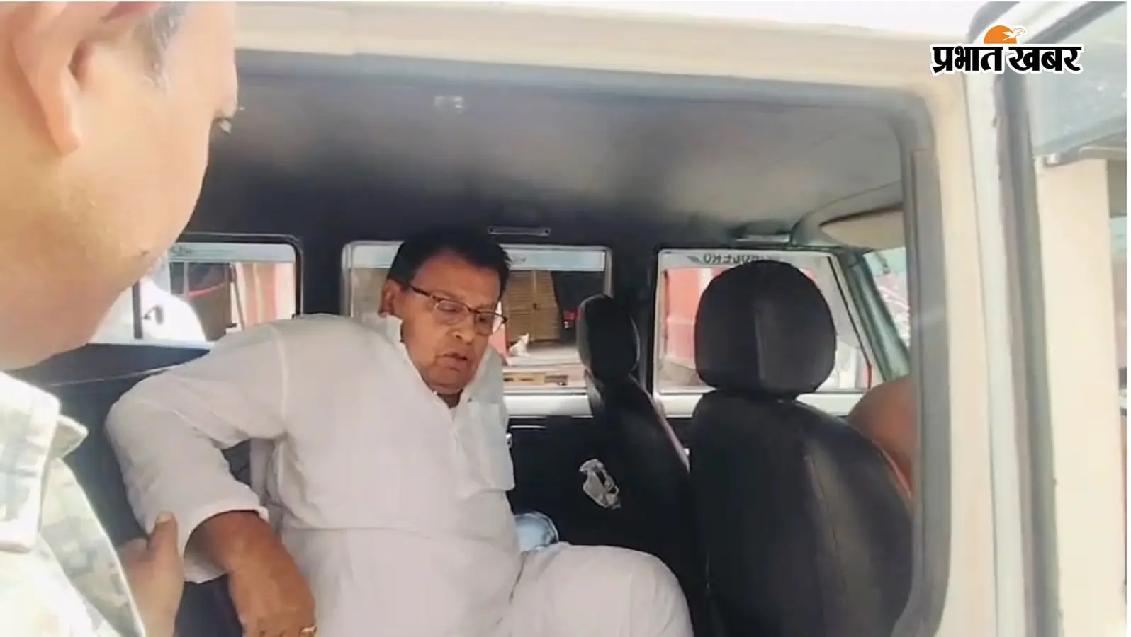 बंगाल : पुरुलिया जिला परिषद के उपाध्यक्ष समेत तीन गिरफ्तार, सरकारी दस्तावेजों में छेड़छाड़ का आरोप