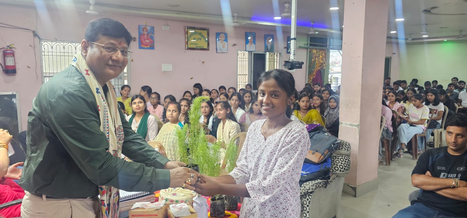 लक्ष्य संस्था के 23वें स्थापना दिवस पर मेधावियों का सम्मान, विद्यार्थियों को मिला खास संदेश