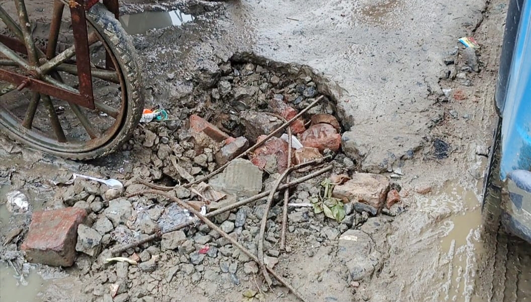 जाले में नया बना नाला कई जगह क्षतिग्रस्त, गुणवत्ता पर उठे सवाल