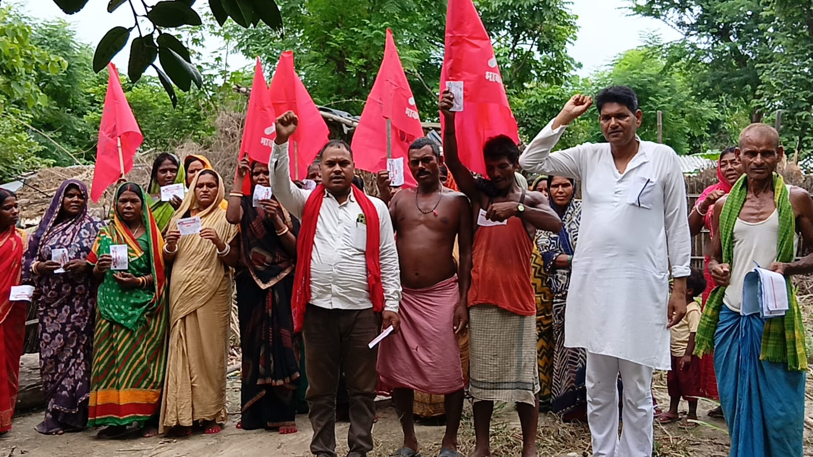 बेगूसराय: खेत ग्रामीण मजदूर सभा का सदस्यता अभियान, सैकड़ों महिलाओं ने ली सदस्यता