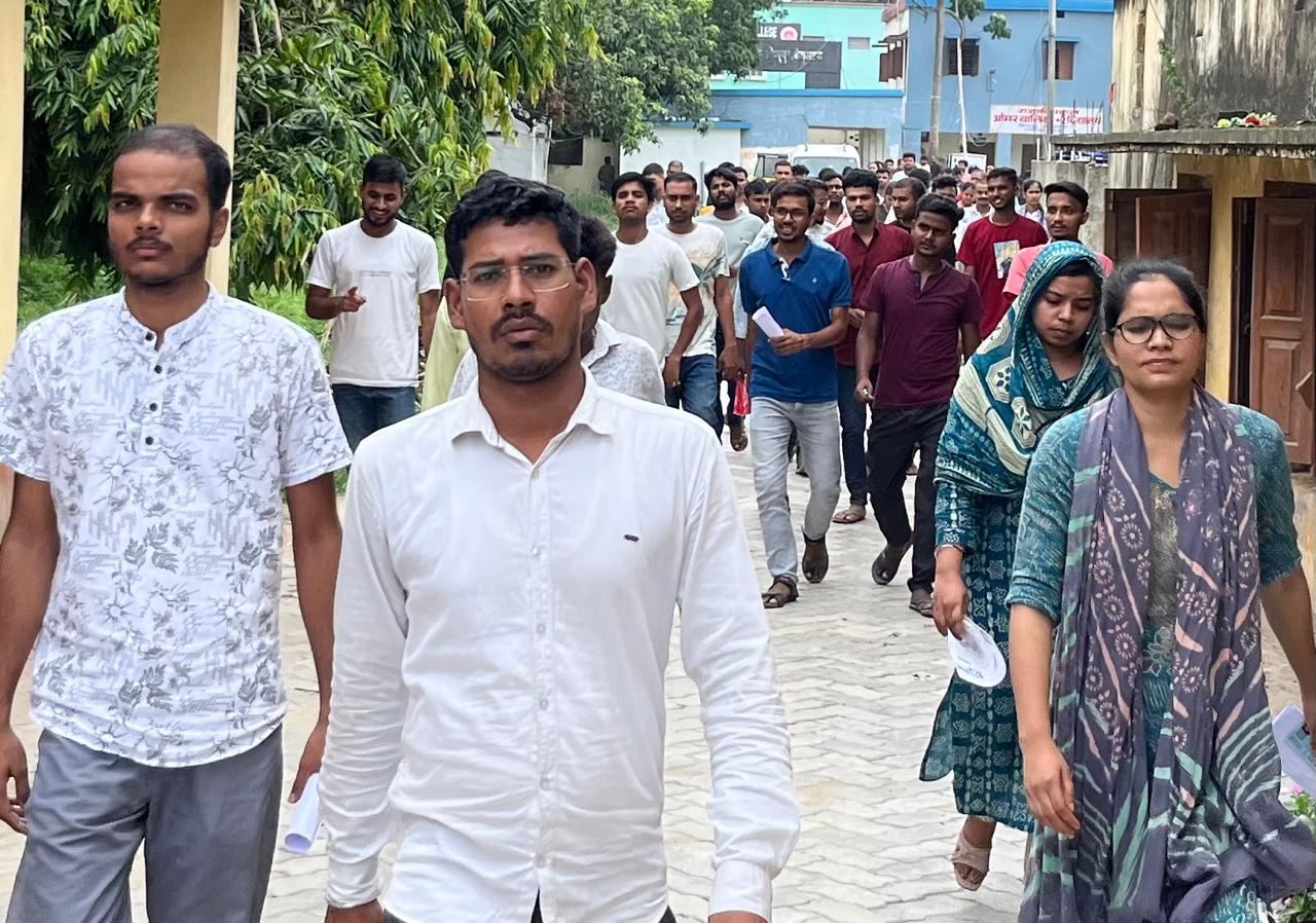 बेगूसराय में मद्य निषेध अवर निरीक्षक भर्ती परीक्षा संपन्न, 4,633 अभ्यर्थी रहे अनुपस्थित