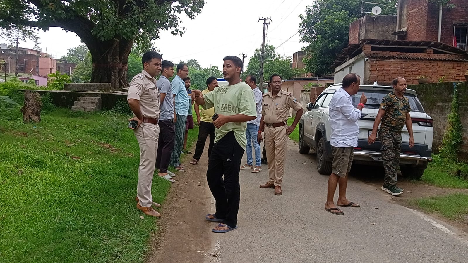 सेक्टर दो सी में युवक से चेन की छिनतई