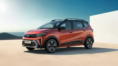 Renault की दमदार माइलेज वाली 7-सीटर पर ₹60,000 की छूट, स्पोर्टी लुक के साथ मिलते हैं शानदार फीचर्स