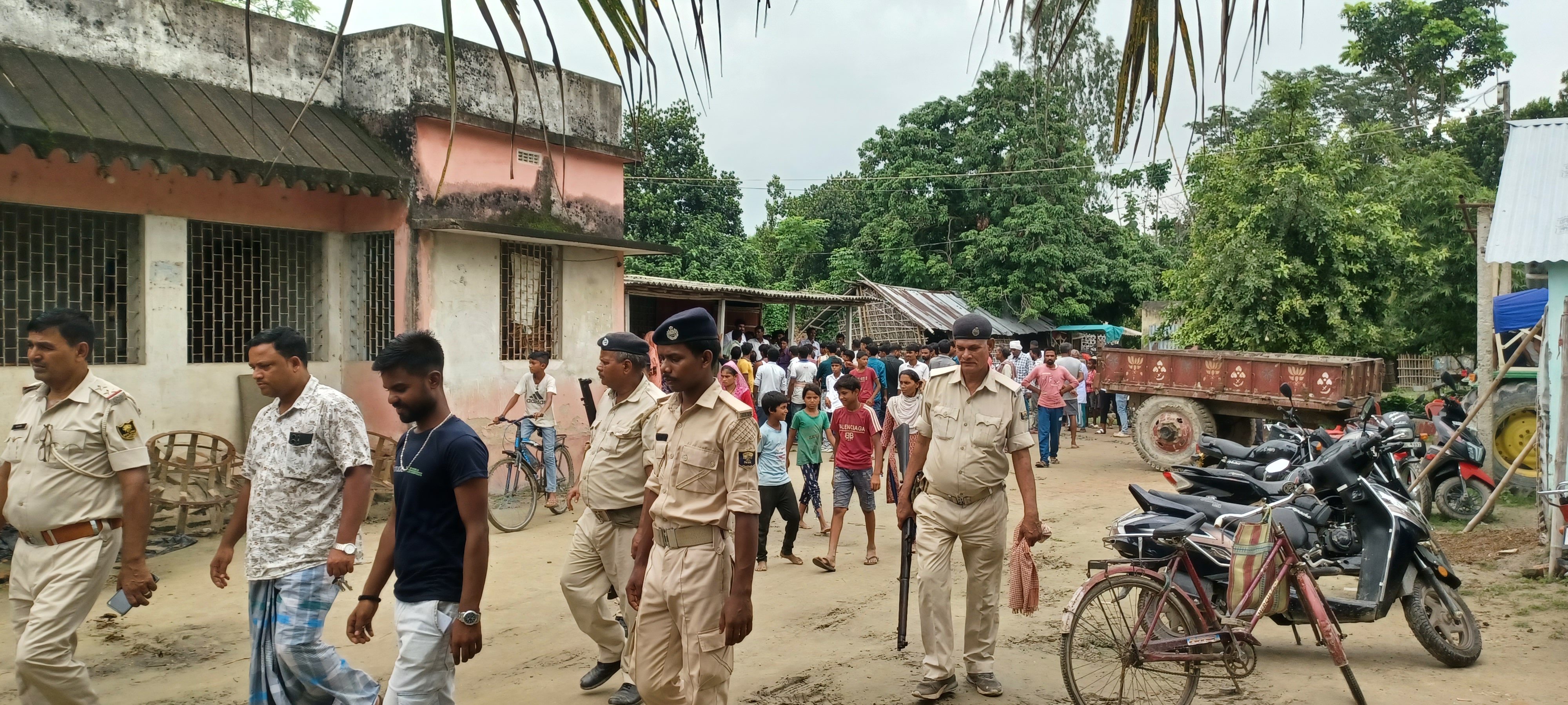 पूर्णिया में सब्जी खरीदकर लौट रहे व्यक्ति को तेज रफ्तार ट्रक ने रौंदा, मौके पर मौत