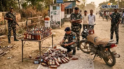 इंडो-नेपाल बॉर्डर पर SSB की बड़ी कार्रवाई, 360 बोतल शराब और बाइक जब्त