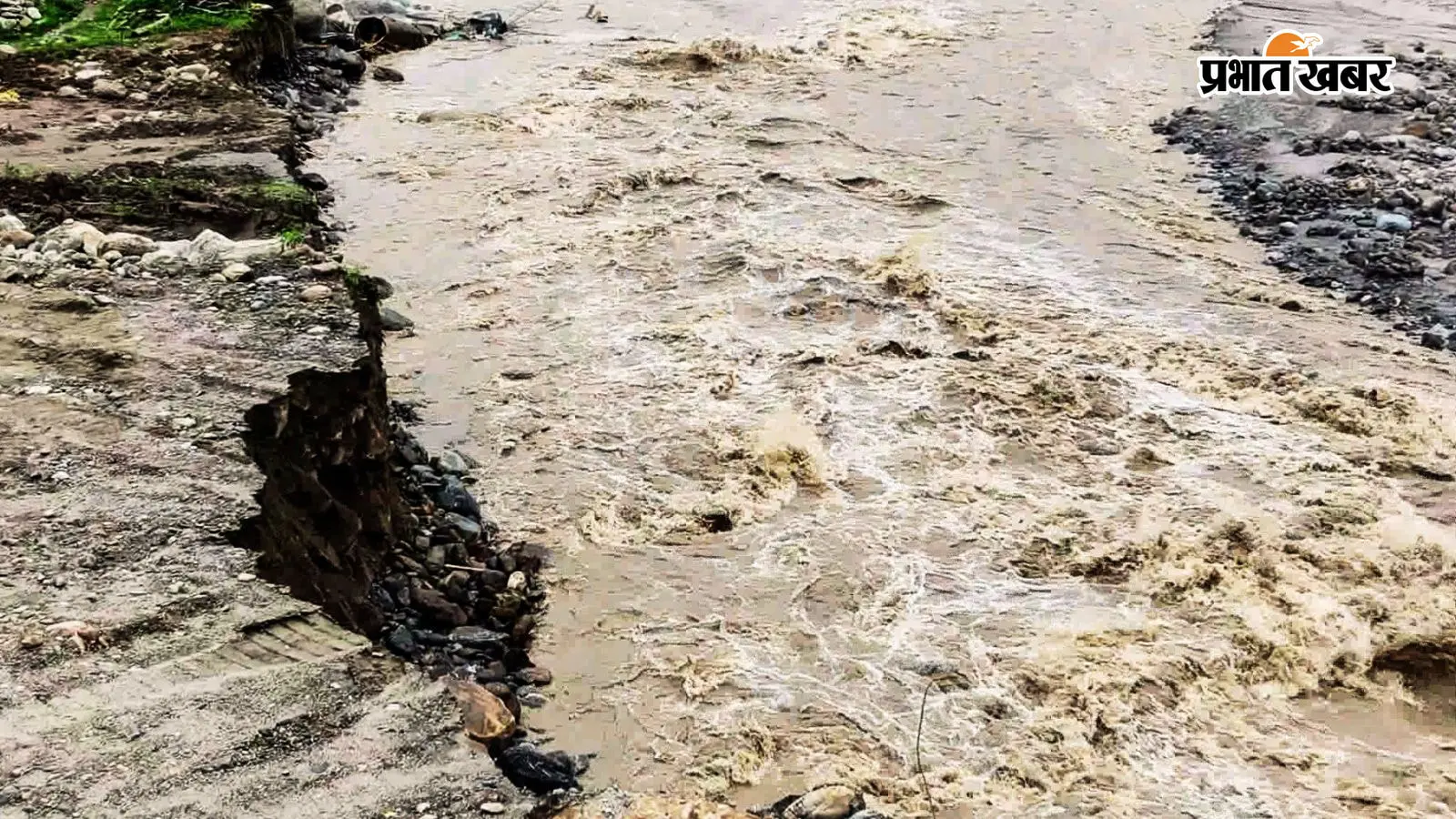 बंगाल में मानसून की विषम चाल : उत्तर बंगाल और तटीय जिलों में झमाझम बारिश, 7 जिलों पर सूखे का संकट, जानें जिलेवार आंकड़े