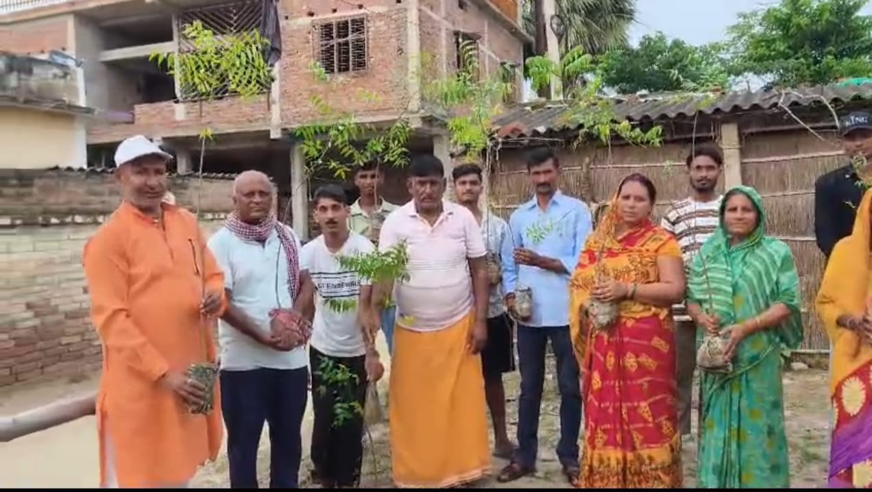नीम कॉरिडोर योजना के तहत हुआ पौधरोपण, पर्यावरण संरक्षण का लिया संकल्प