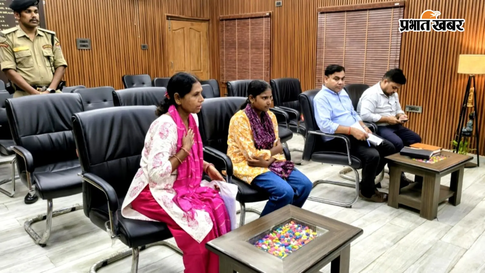 डीएम की जनसुनवाई में पहुंचे 26 मामले, कई शिकायतों का मौके पर हुआ समाधान