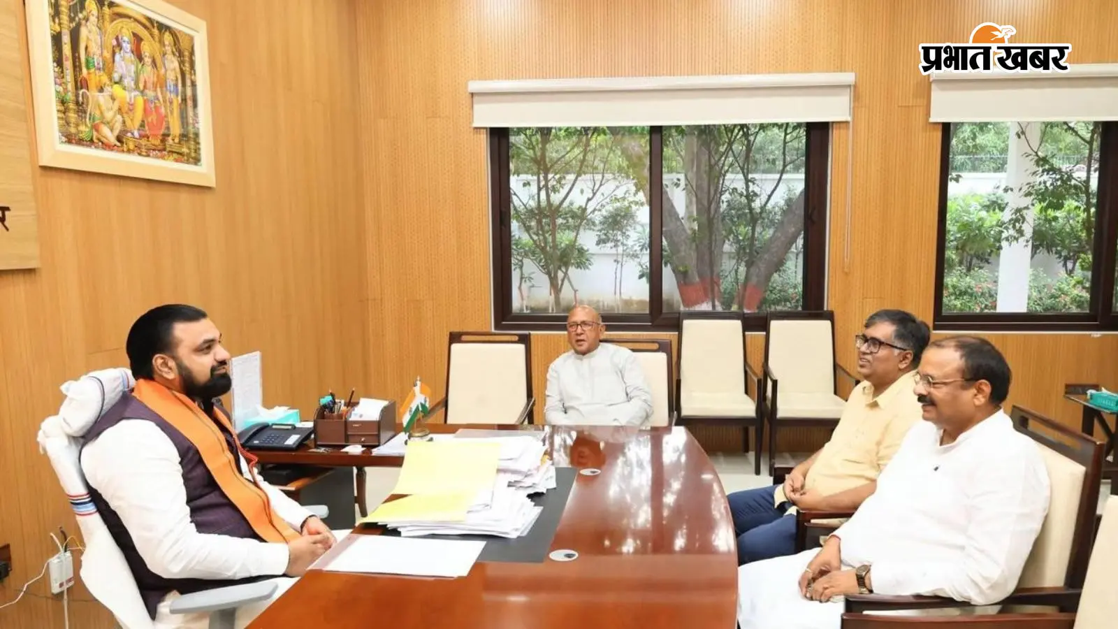 नालंदा : सीएम सम्राट चौधरी से मिले ब्रजनेश चन्द्र विद्यार्थी, हिलसा के विकास और सिंचाई व्यवस्था का उठाया मुद्दा