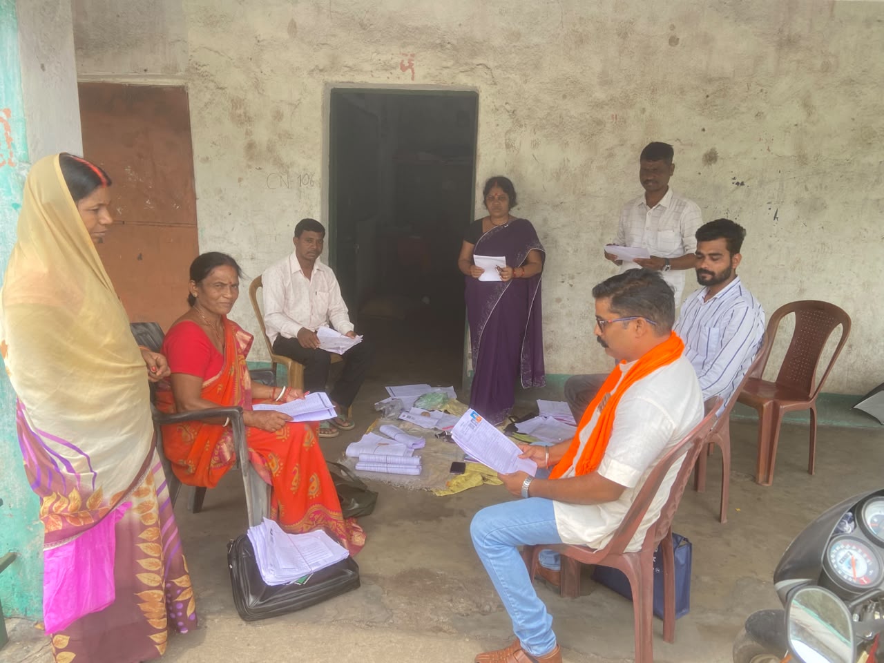 एसआइआर कार्य में सहयोग किया