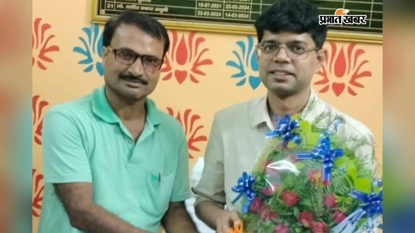 गोगरी अंचल में नए सीओ आमिर हुसैन ने संभाला पदभार, राजस्व मामलों के त्वरित निष्पादन पर दिया जोर