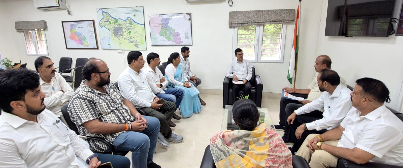 मलेरिया प्रभावित गांवों में विशेष मेडिकल टीम भेजने की मांग, भाजपा ने डीसी को सौंपा ज्ञापन
