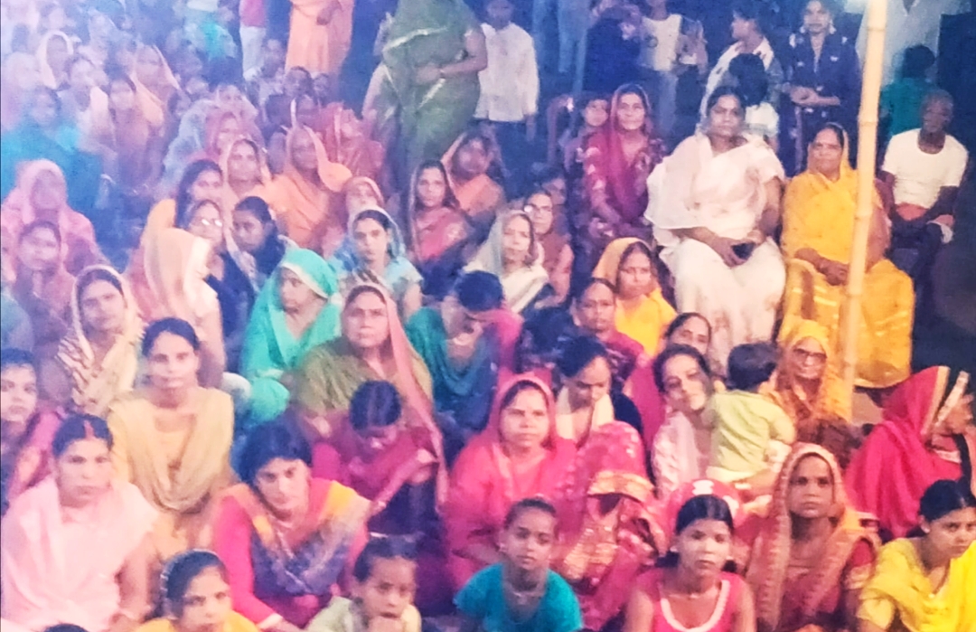 बक्सर: डुमरांव के चौगाई में श्रीमद् भागवत कथा में उमड़ी लोगों की भीड़, 21 जुलाई को पूर्णाहुति; मेले जैसा बना आयोजन स्थल