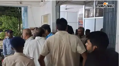 मोहनिया में स्कॉर्पियो की टक्कर से युवक की मौत: इलाज के दौरान अस्पताल में हंगामा, डॉक्टर से मारपीट का आरोप