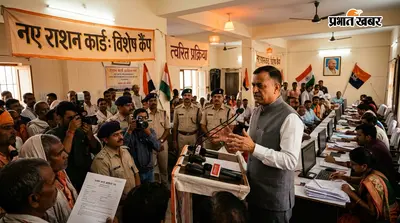 नए राशन कार्ड बनाने की कवायद तेज, डीएम ने 'कैंप मोड' में काम करने का दिया निर्देश