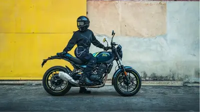 Royal Enfield Guerrilla 450 की कीमत में इजाफा, जानिए कौन-सा वेरिएंट कितना हुआ महंगा