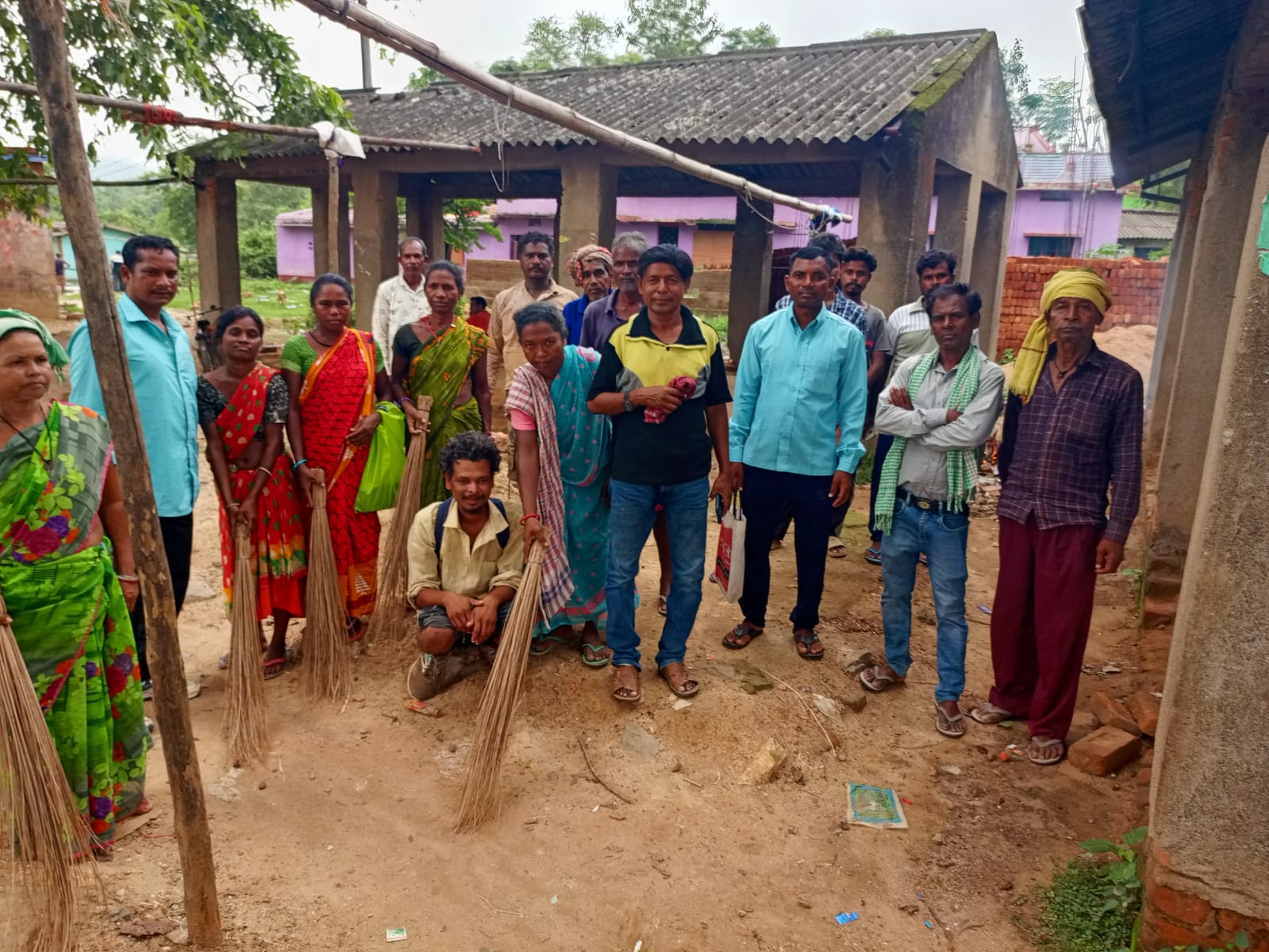 नकटी ग्राम सभा ने बाजार स्वच्छता के लिए बनाई समिति, नियमित सफाई अभियान की हुई शुरुआत