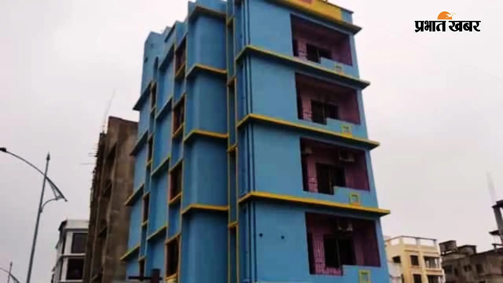 न्यूटाउन के गेस्ट हाउस में छापा : 2.27 करोड़ कैश और सोना जब्त, 7 गिरफ्तार, हवाला व साइबर ठगी से जुड़े तार