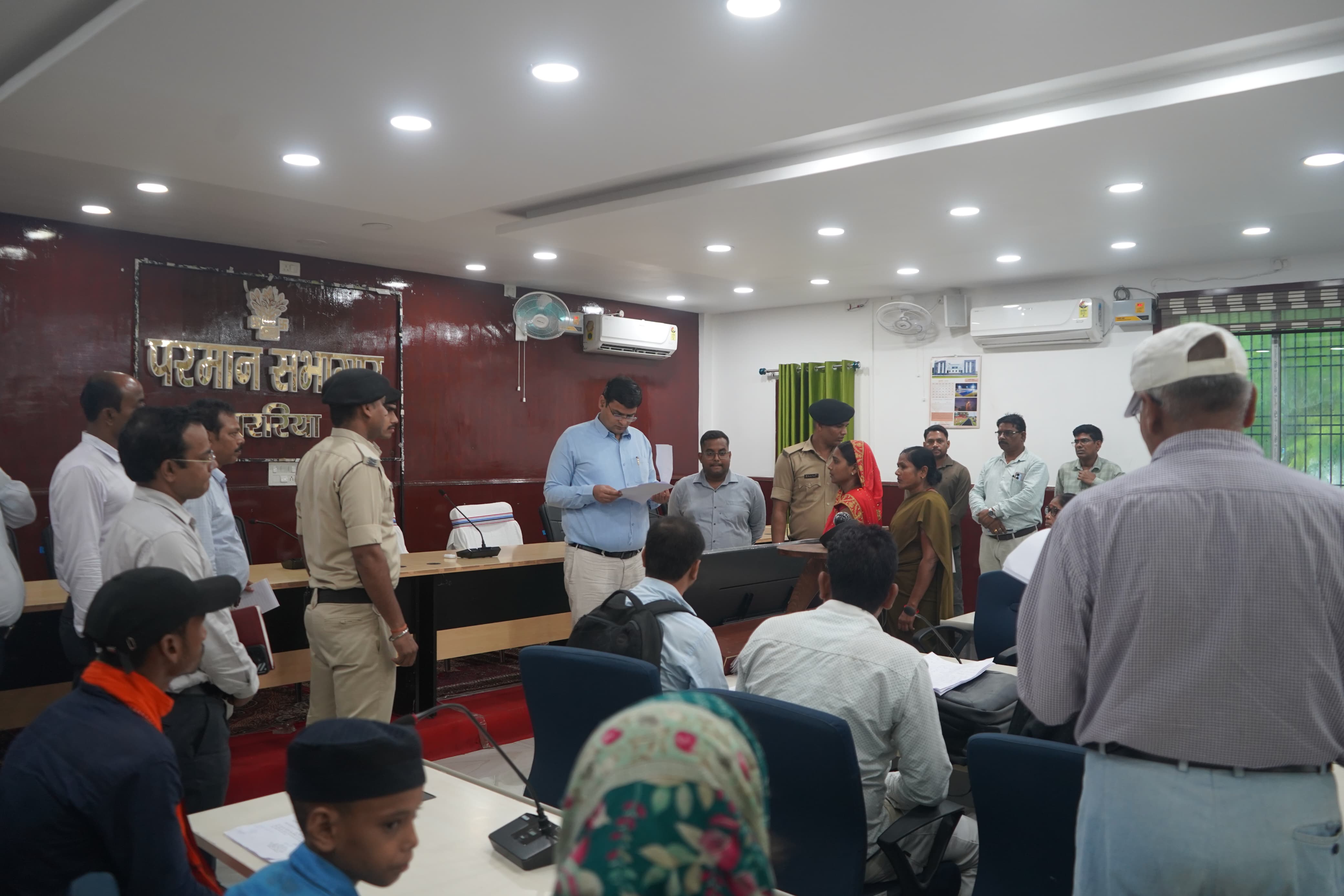जनता दरबार में 56 मामलों की सुनवाई, त्वरित निष्पादन का निर्देश