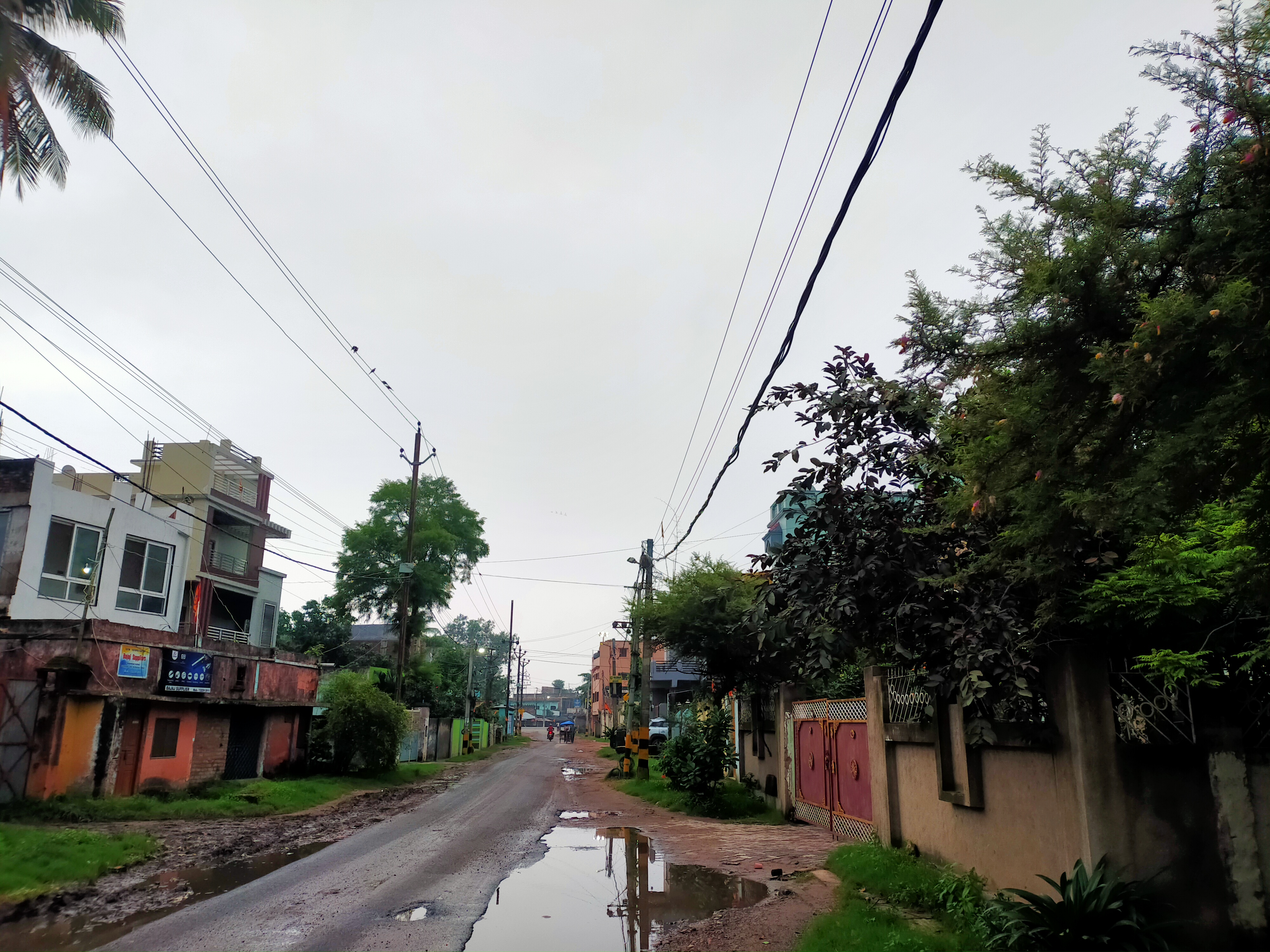 पूर्णिया में आज फिर भारी बारिश के आसार, बादलों की आवाजाही के बीच मौसम सुहाना