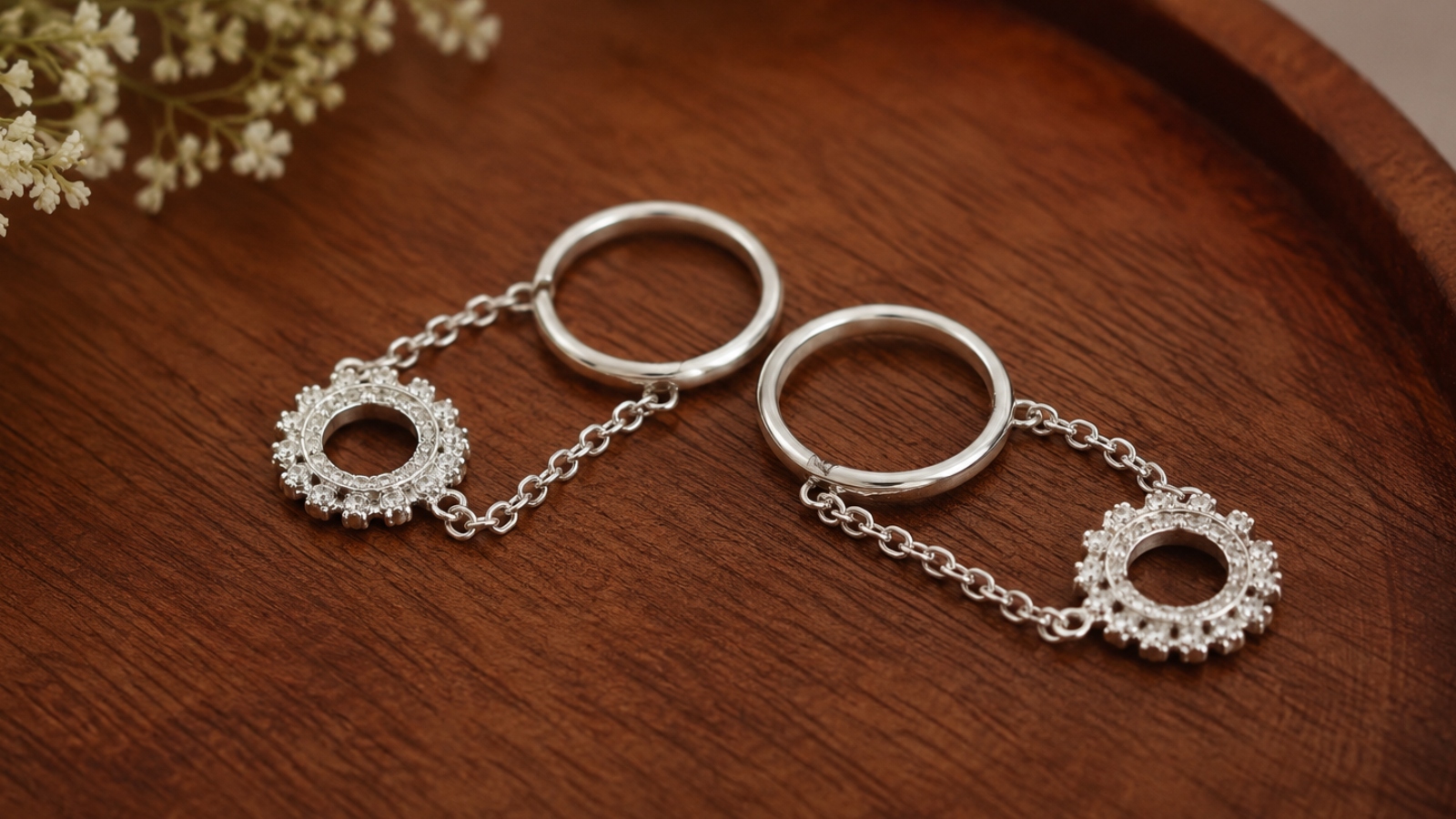 Circle Shape Silver Bichiya Design (AI Image)