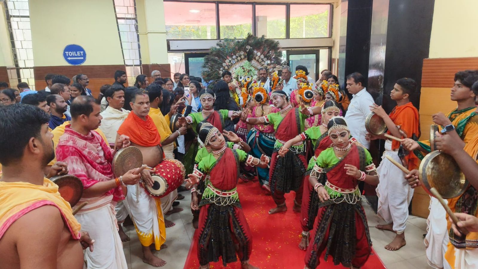 गोटीपुओ नृत्य पेश करते ओडिशा के कलाकार. (फाइल फोटो)