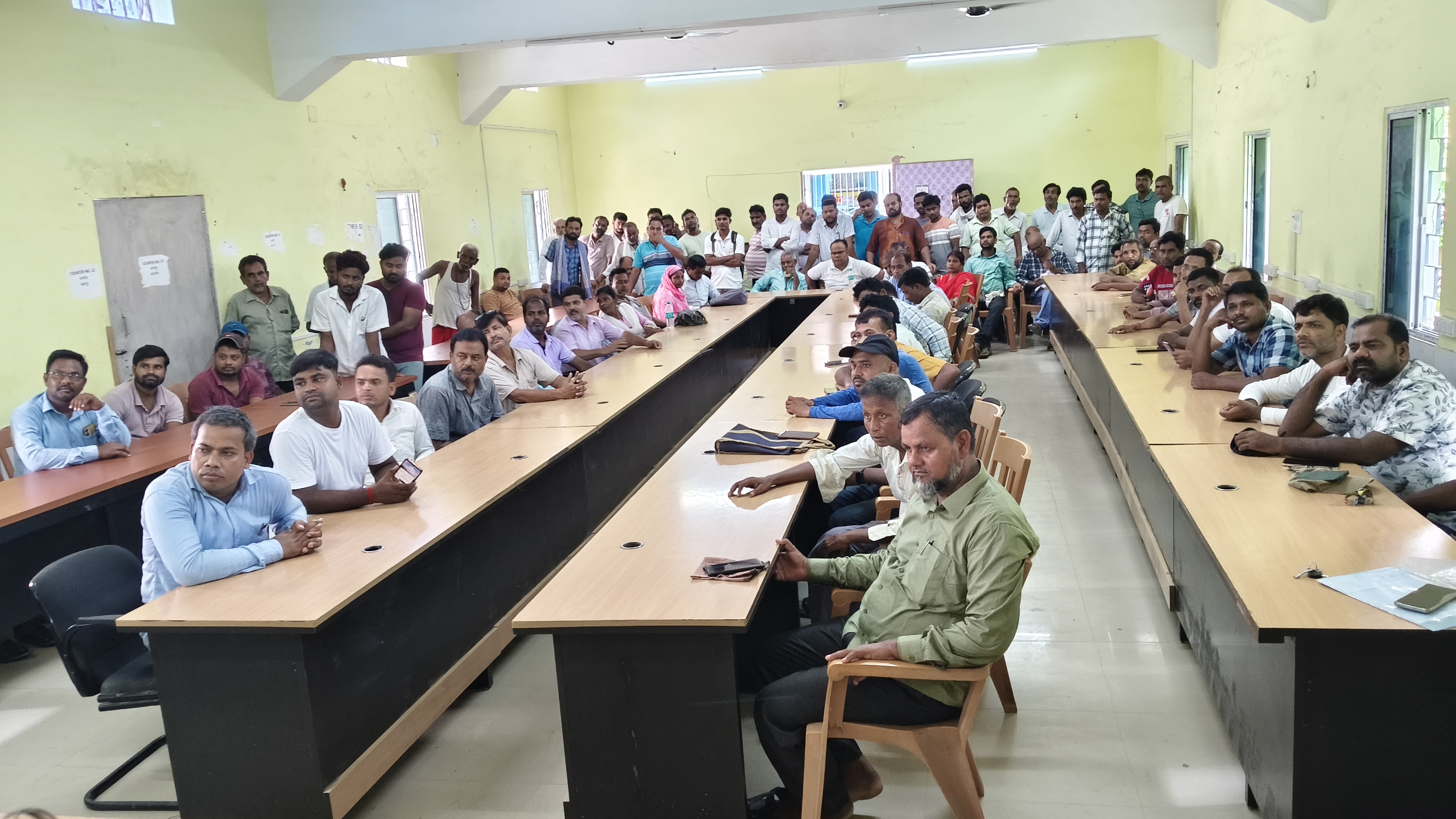 बारसोई में राशन कार्ड अभियान तेज, हर डीलर को 300 आवेदन जुटाने का लक्ष्य