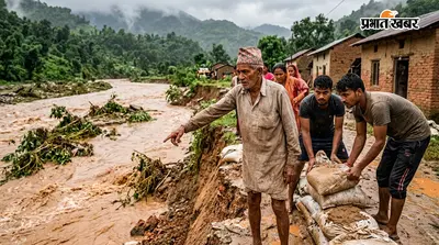 नेपाल में बारिश से उफान पर नरकटियागंज की नदियां, हड़बोड़ा नदी का कटाव बढ़ा, चीनी मिल पर खतरा