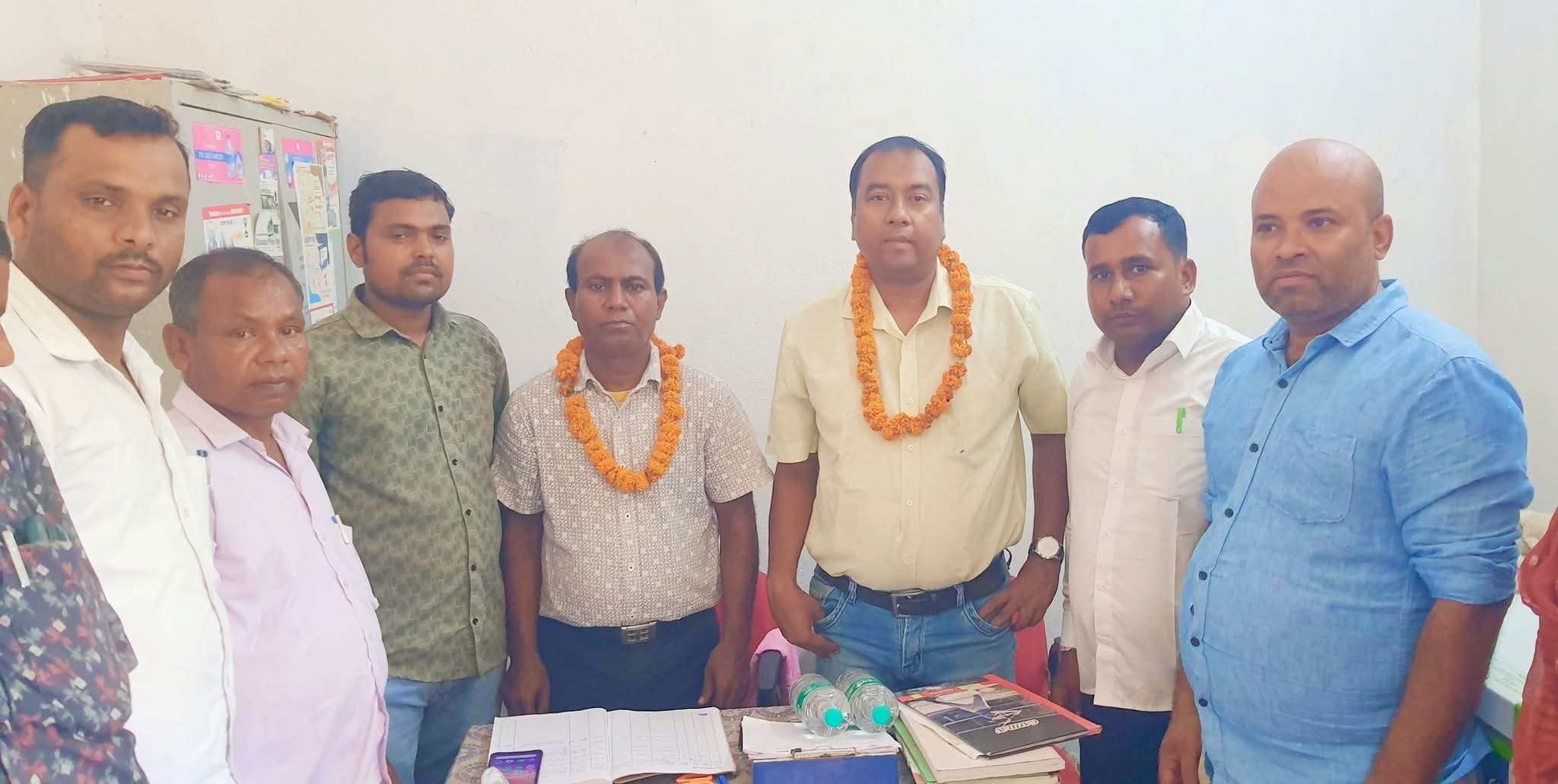 कटोरिया में प्रखंड पशुपालन पदाधिकारी को भावभीनी विदाई, डॉ रवींद्र कुमार ने संभाली जिम्मेदारी