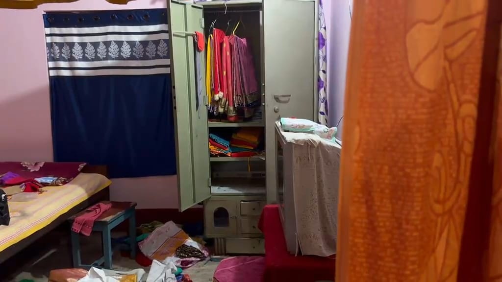 वैशाली में पूर्व सैनिक के बंद घर में करोड़ों की चोरी, वैष्णो देवी यात्रा छोड़ लौटे गृहस्वामी