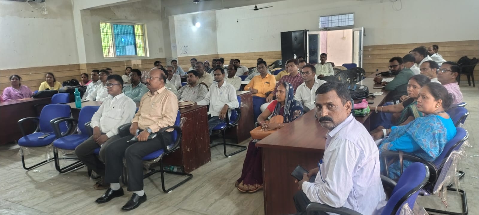 कुटुंबा में दो पालियों में आयोजित गुरु गोष्ठी का किया गया आयोजन