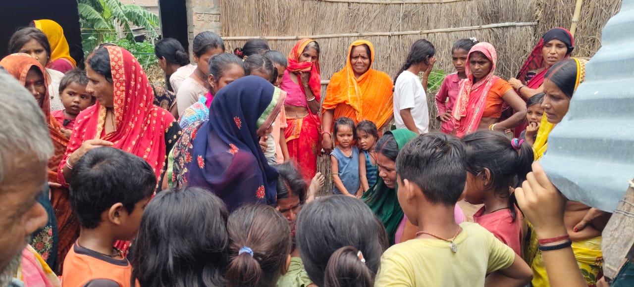 ठनका से महिला व किशोर की मौत, एक किशोर गंभीर रूप से झुलसा