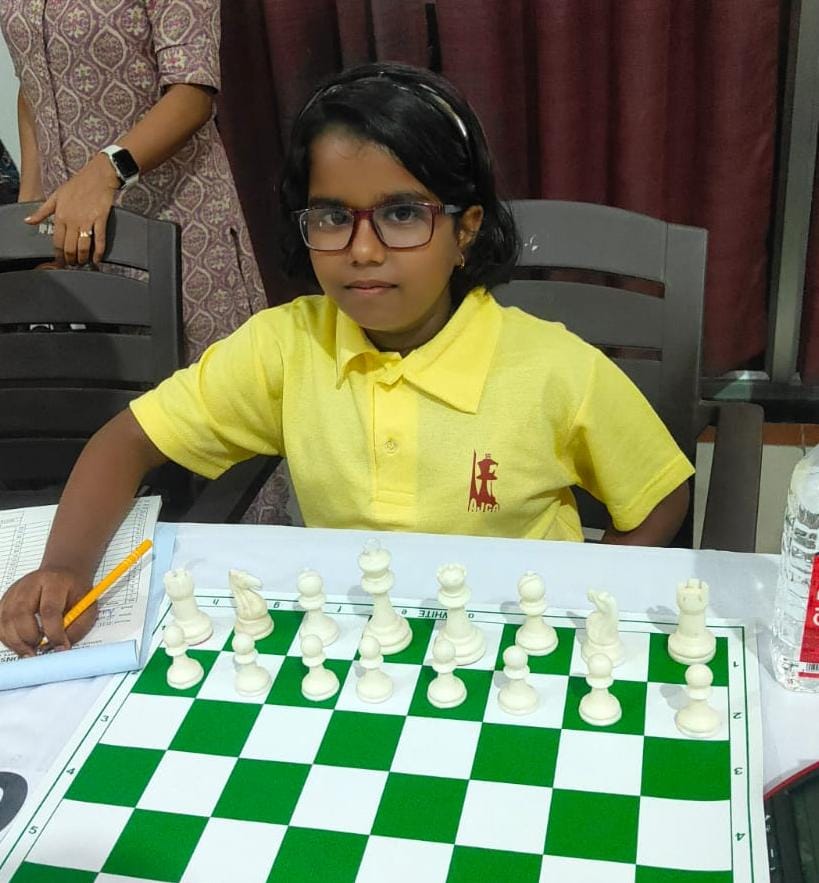 हजारीबाग की आठ साल की स्वास्तिका ने चेस में रचा इतिहास, फिडे की रेटिंग सूची में मिलेगा स्थान