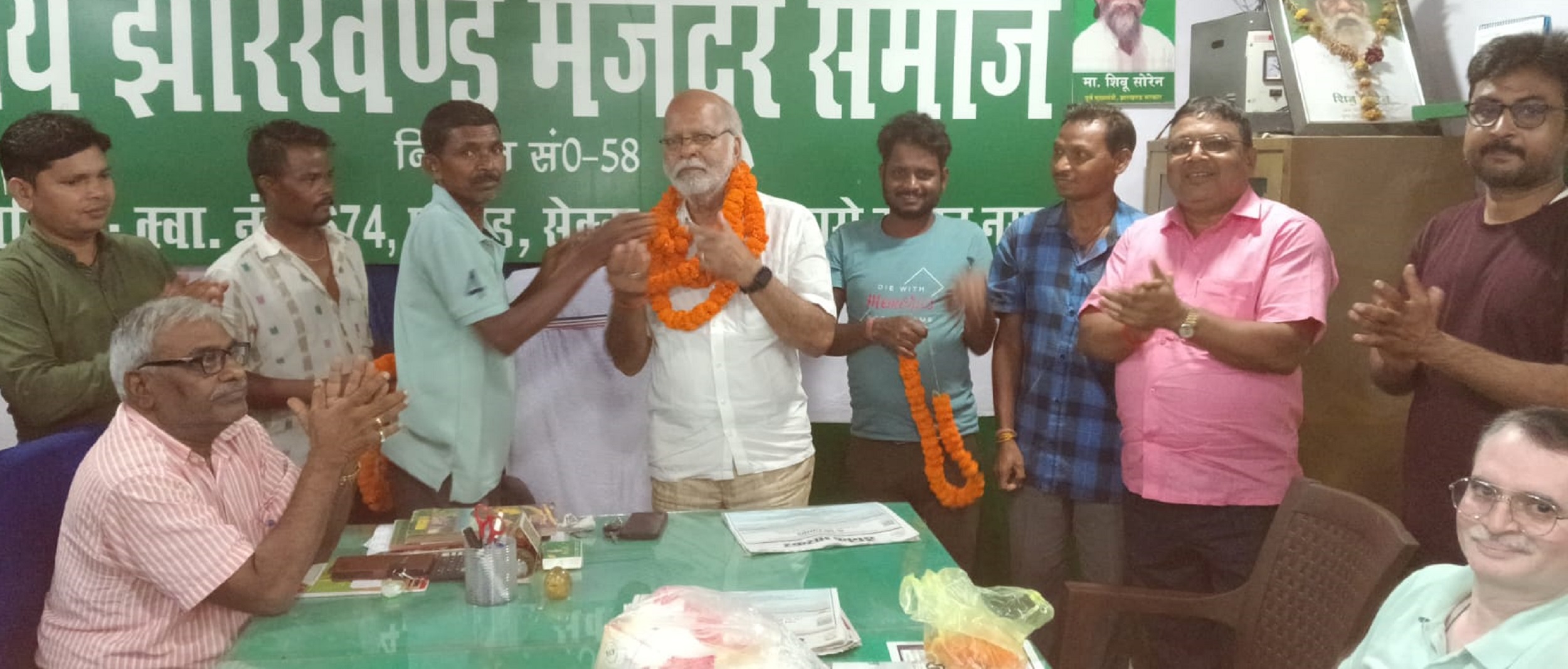 इएल व बोनस का भुगतान होने पर मालियों ने जतायी खुशी