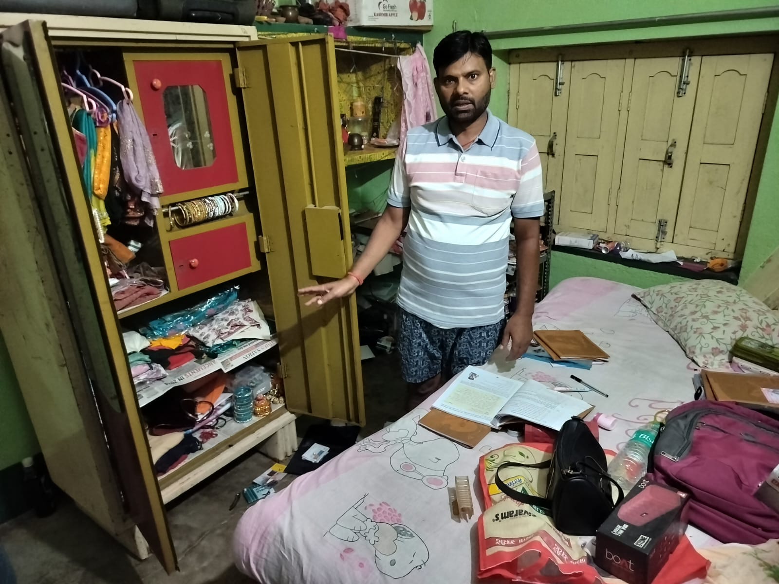 जहानाबाद में खिड़की की ग्रिल काटकर शिक्षक के घर में लाखों की चोरी, पुलिस पहुंचने से पहले फरार हुए चोर