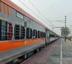 श्रावणी मेला 2026 मे मुंगेर होकर चलने वाली देवघर-सरायगढ़ स्पेशल ट्रेन 31 अगस्त तक चलेगी, रेलवे ने बढ़ाई अवधि
