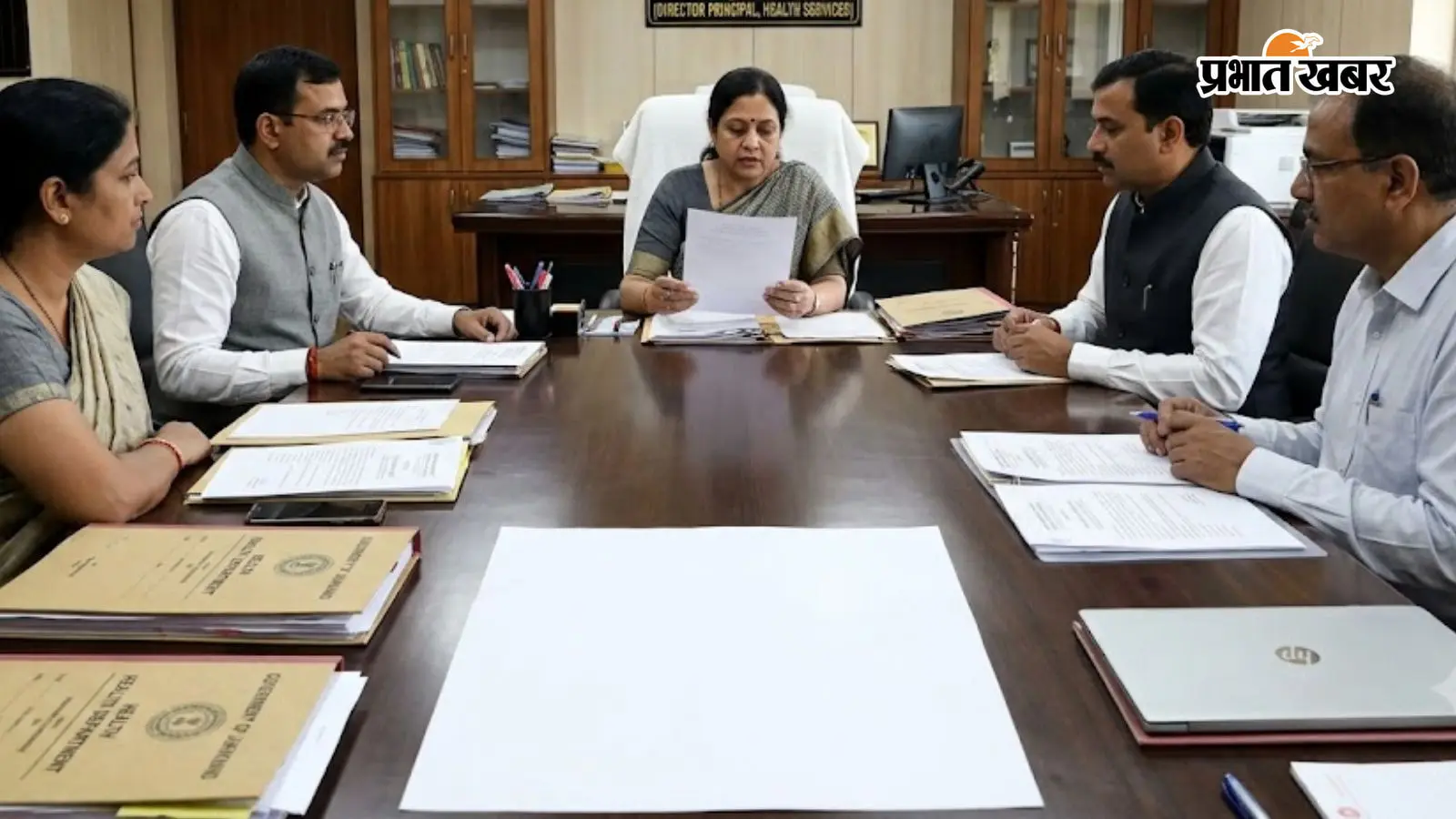 झारखंड में ड्यूटी से गायब डॉक्टरों पर गिरेगी गाज, 28 जुलाई तक जॉइन नहीं किया तो जाएगी नौकरी