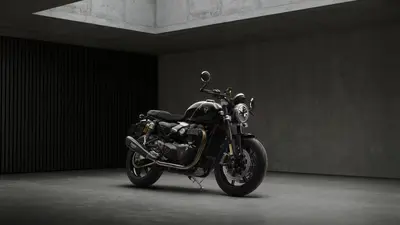 दुनिया में सिर्फ 750 लोगों को मिलेगी ये बाइक, 21 लाख रुपये में लॉन्च हुई Triumph Speed Twin 1200 TFC