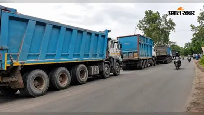 बंगाल में अवैध बालू माफिया पर कृषि मंत्री का एक्शन, सड़क पर उतरकर खुद पकड़े 14 डंपर