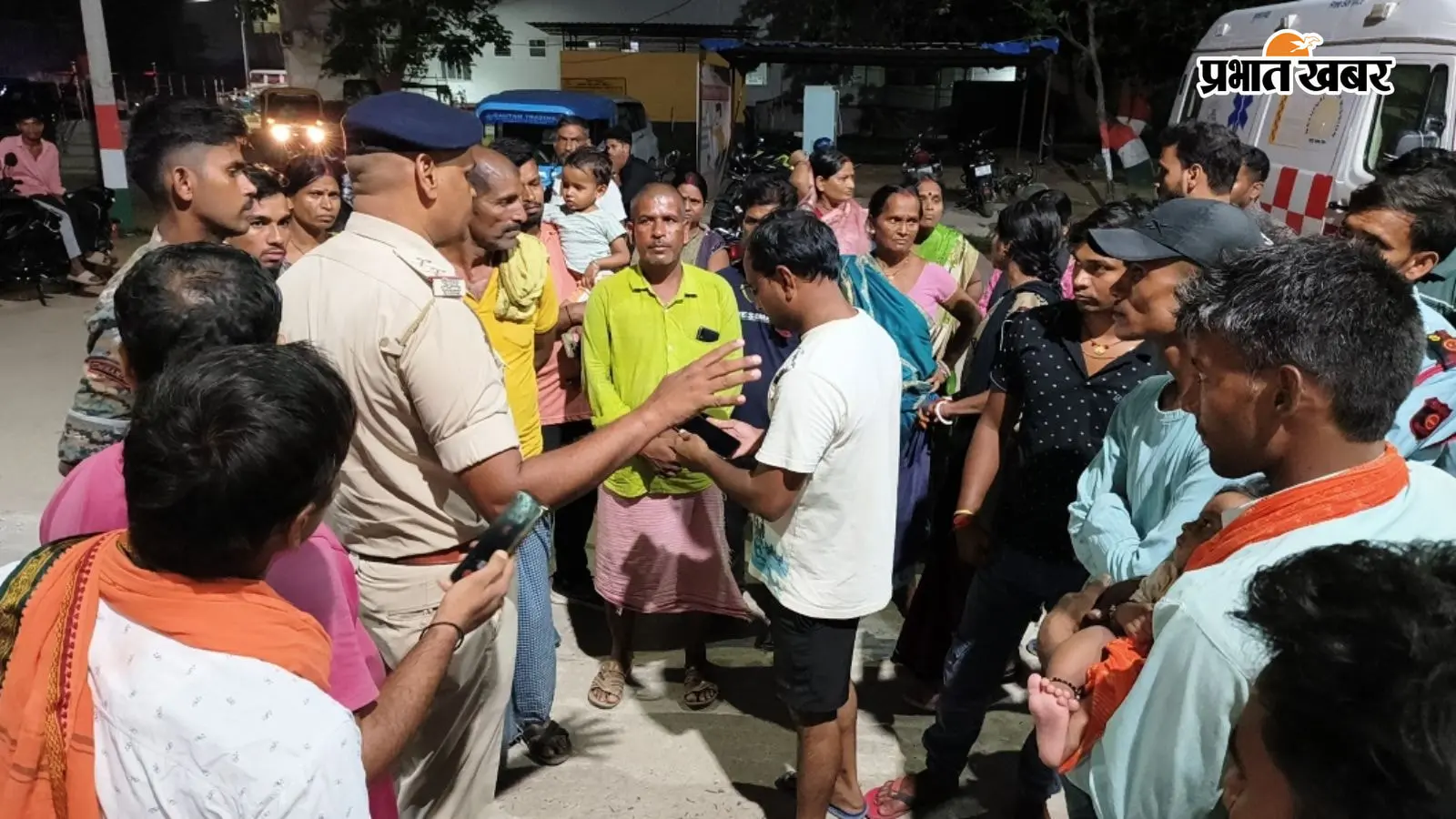 रहुई में भूमि विवाद में युवक की चाकू मारकर हत्या, पिता और भाई गंभीर रूप से घायल