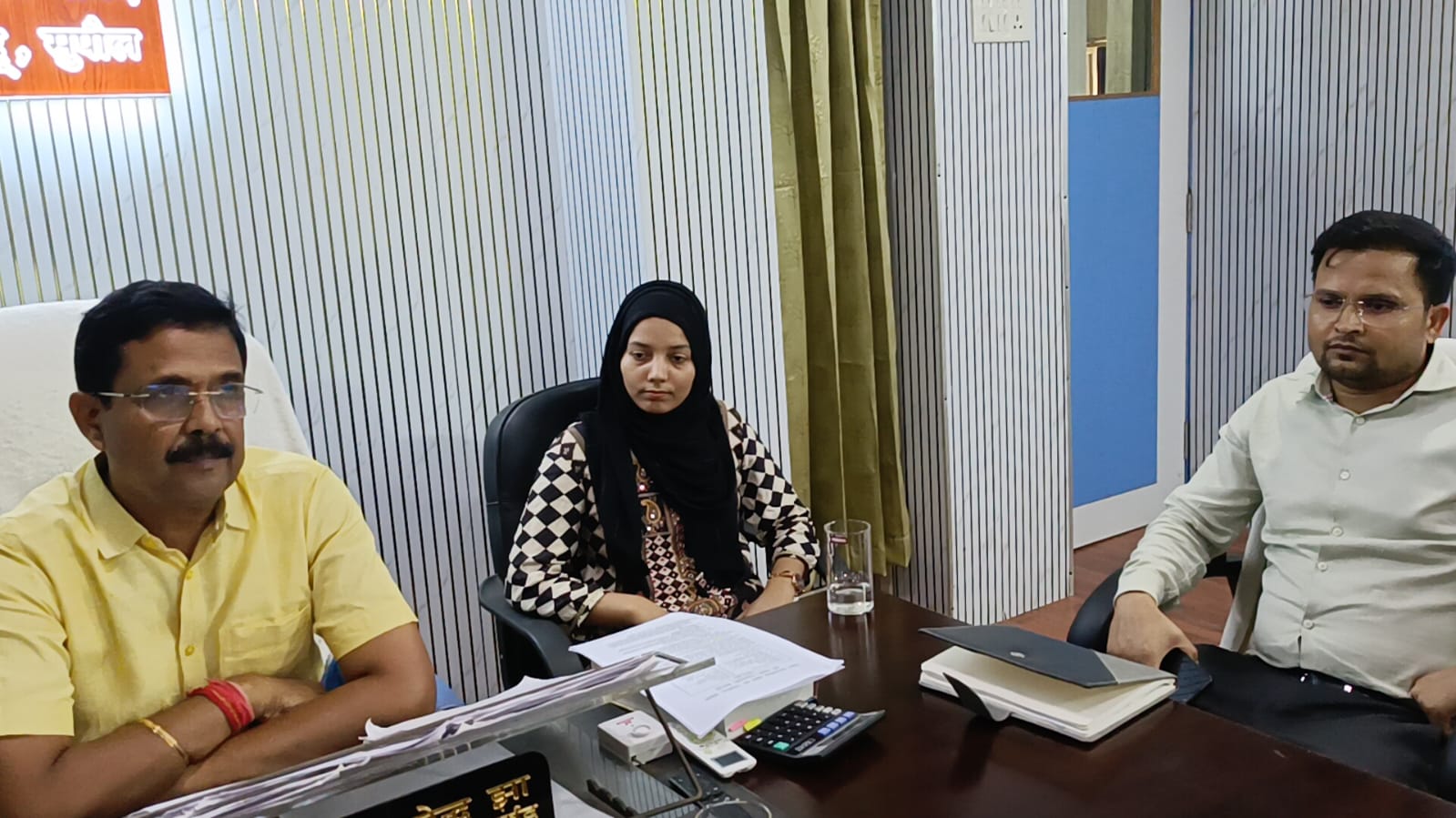 पुनर्वासित परिवारों से जबरन टैक्स वसूली के आरोप निराधार, मुख्य पार्षद ने दी सफाई