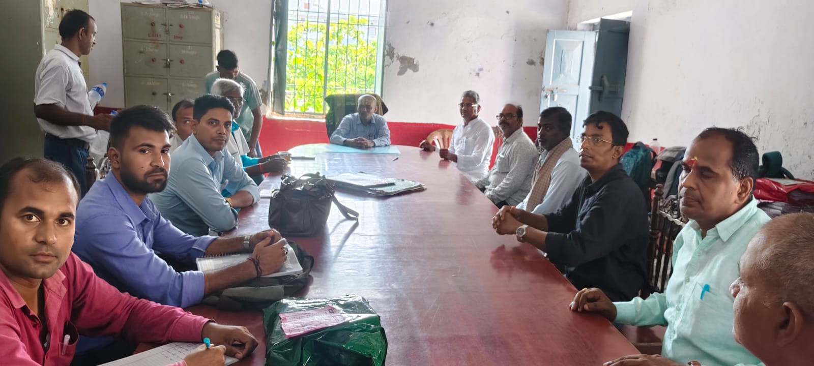 सीवान: भगवानपुर हाट के एसएस उच्च विद्यालय का विधायक ने किया औचक निरीक्षण, चहारदीवारी ऊंची कराने का दिया सुझाव