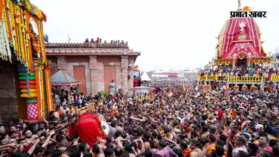 पुरी रथ यात्रा में भगदड़ का दावा: एक श्रद्धालु की मौत, घायलों को स्ट्रेचर पर ले जाती दिखी टीम