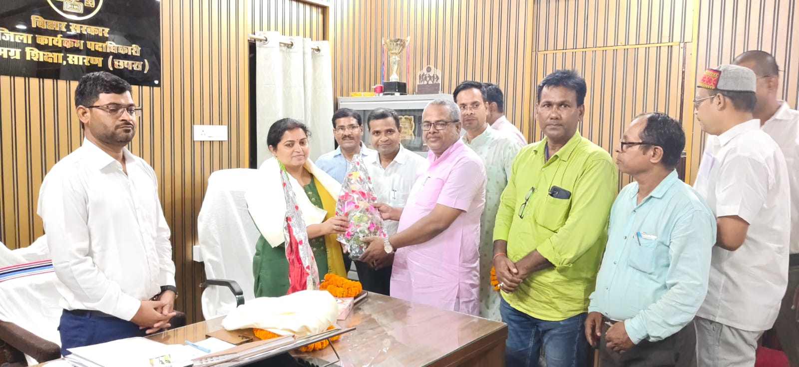 सारण में शिक्षकों के लंबित वेतन भुगतान का मुद्दा उठा, डीपीओ ने जल्द भुगतान का दिया आश्वासन