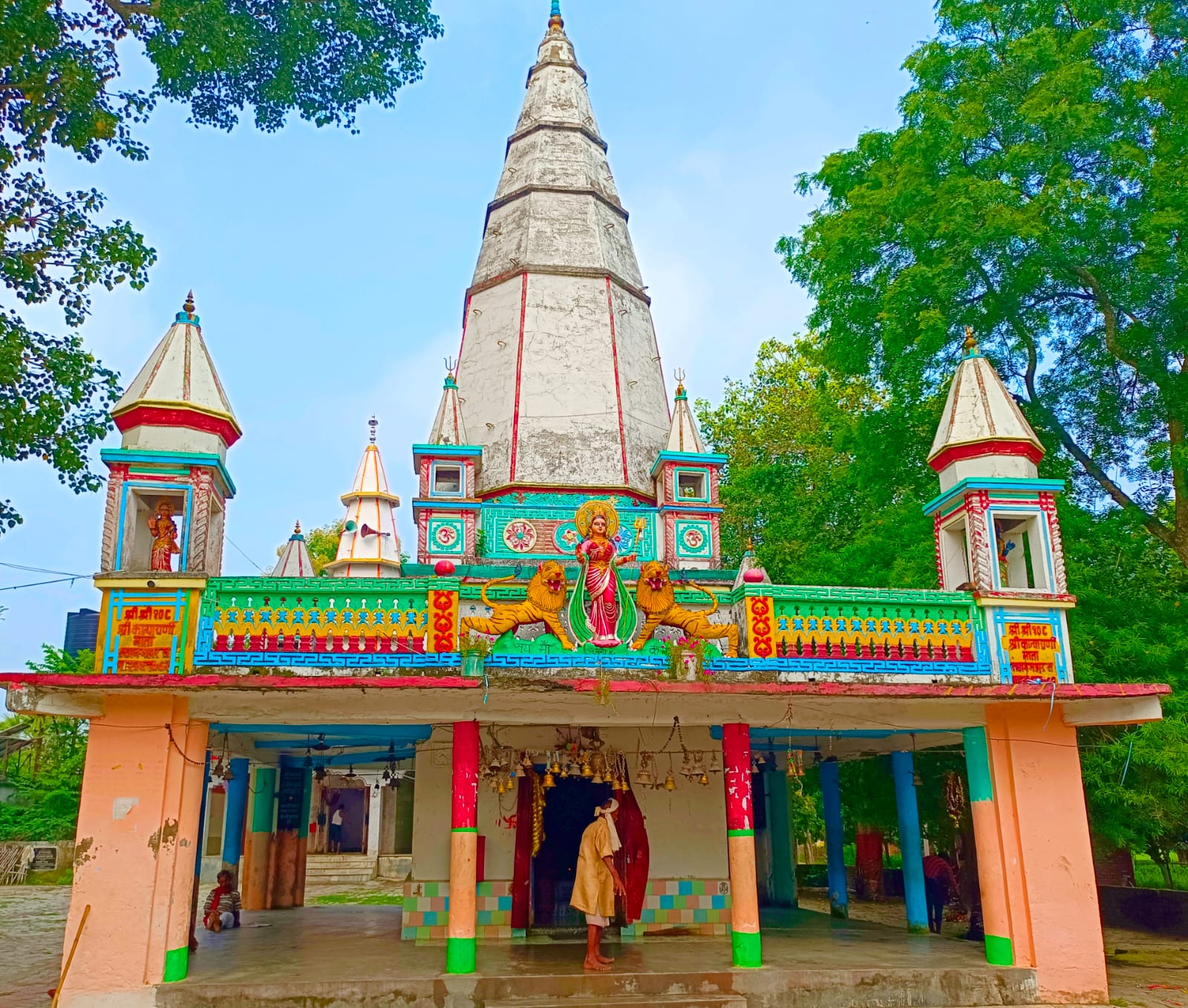 मां कात्यायनी मंदिर के विकास के लिए डीएम ने पर्यटन विभाग को भेजा प्रस्ताव