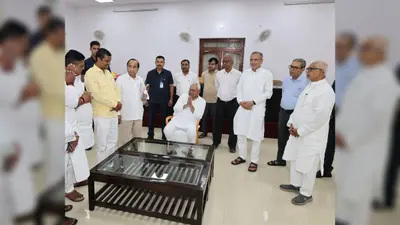 दरभंगा के विकास को लेकर नीतीश कुमार से मिले विधायक ईश्वर मंडल, जिले के विकास पर हुई चर्चा
