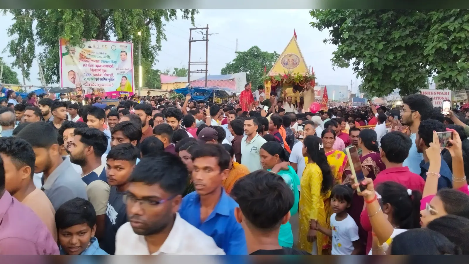 पेटरवार रथ यात्रा महोत्सव में भारी भीड़ उमड़ी, भगवान जगन्नाथ मोसी बाड़ी पहुंचे