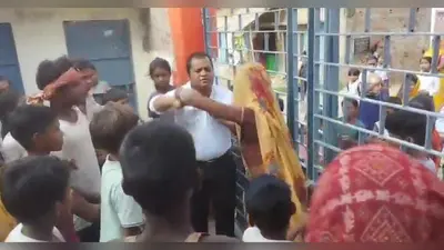 परबत्ता में शिक्षक की कथित पिटाई का वीडियो वायरल, बीईओ बोले- तथ्यों की जांच के बाद होगी कार्रवाई