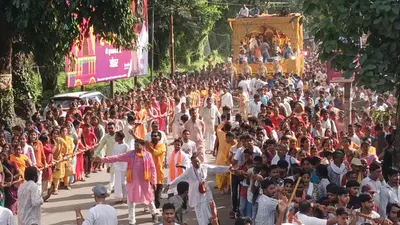 हजारीबाग में भक्तों ने खींची भगवान जगन्नाथ के रथ की डोर