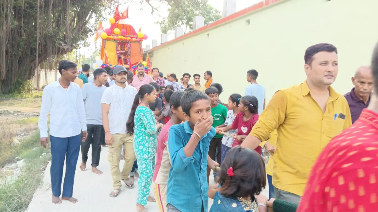 वैशाली में 100 साल पुरानी परंपरा के साथ निकली भगवान जगन्नाथ की रथयात्रा, जयघोष से गूंजा पड़वारा गांव